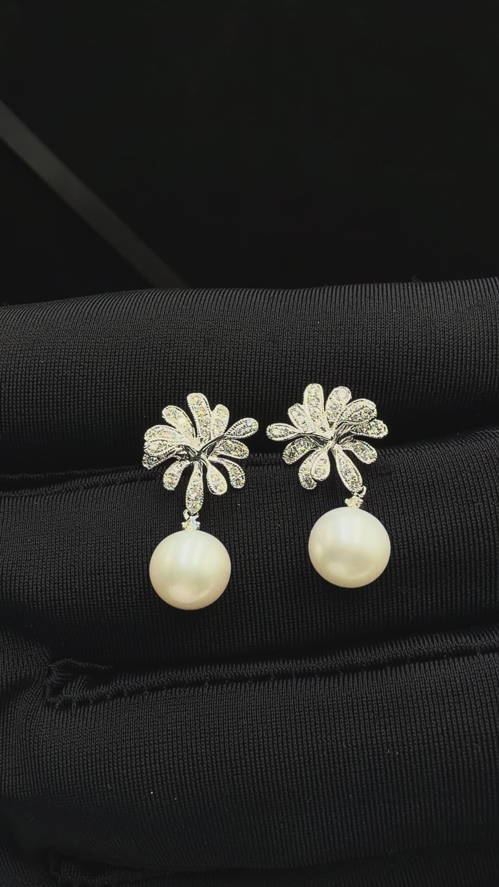 Princess signature Pearl Earrings